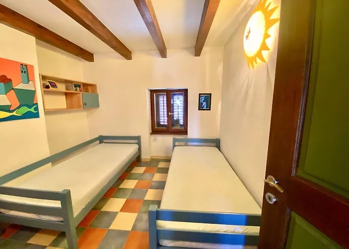 Romantic Maisonette